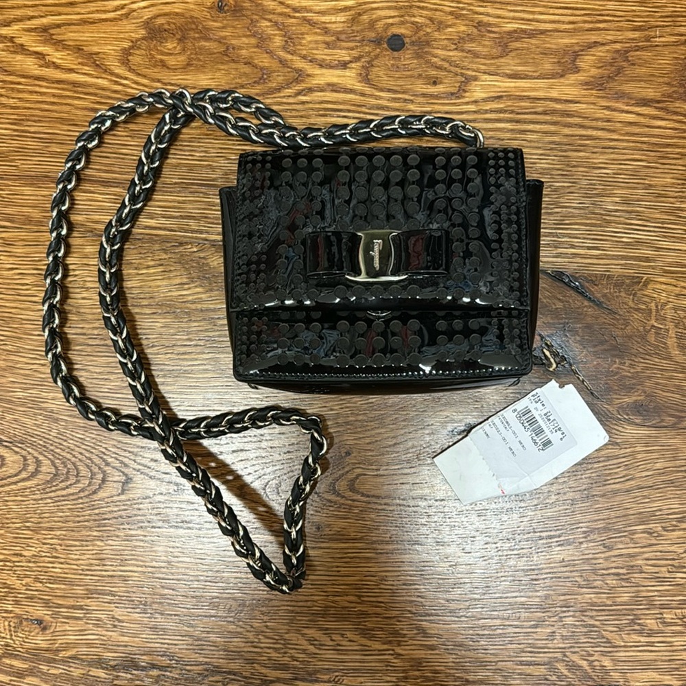 Salvatore patent Ginny black wallet on chain